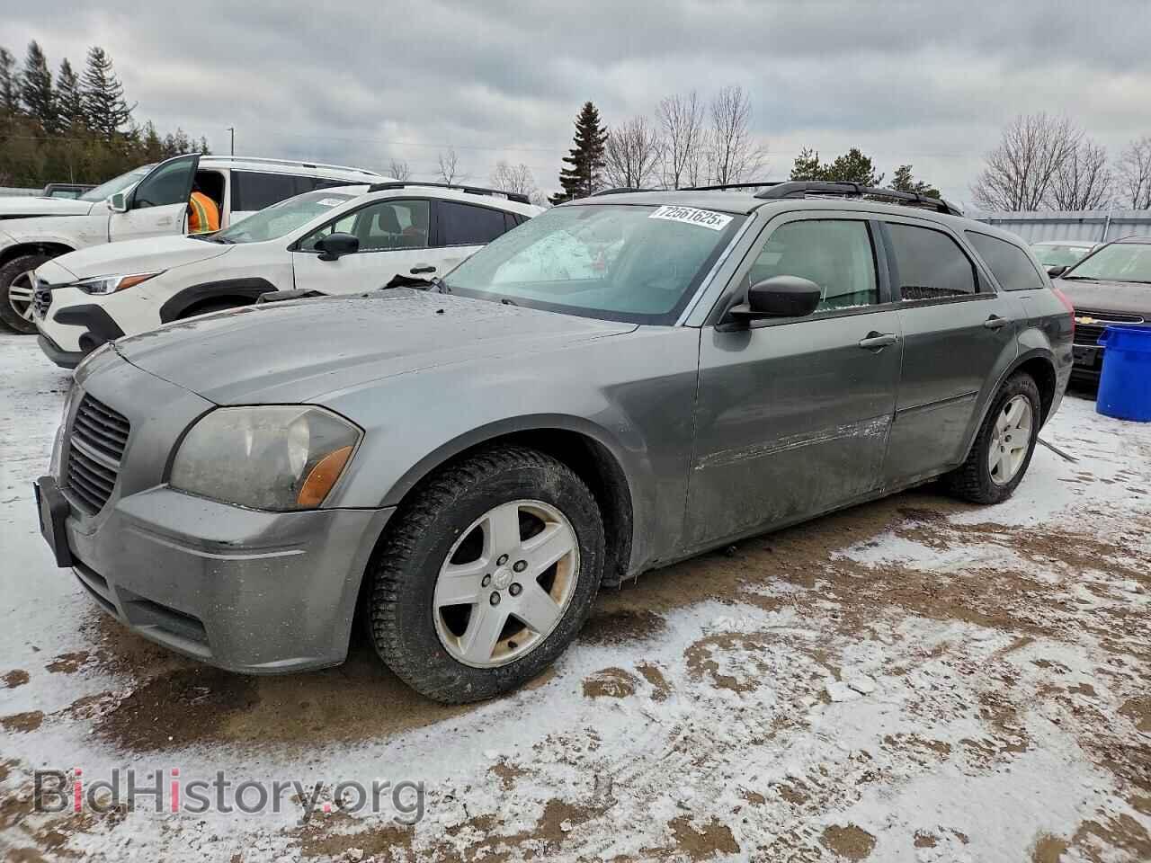 Photo 2D4FV48VX5H165370 - DODGE MAGNUM 2005