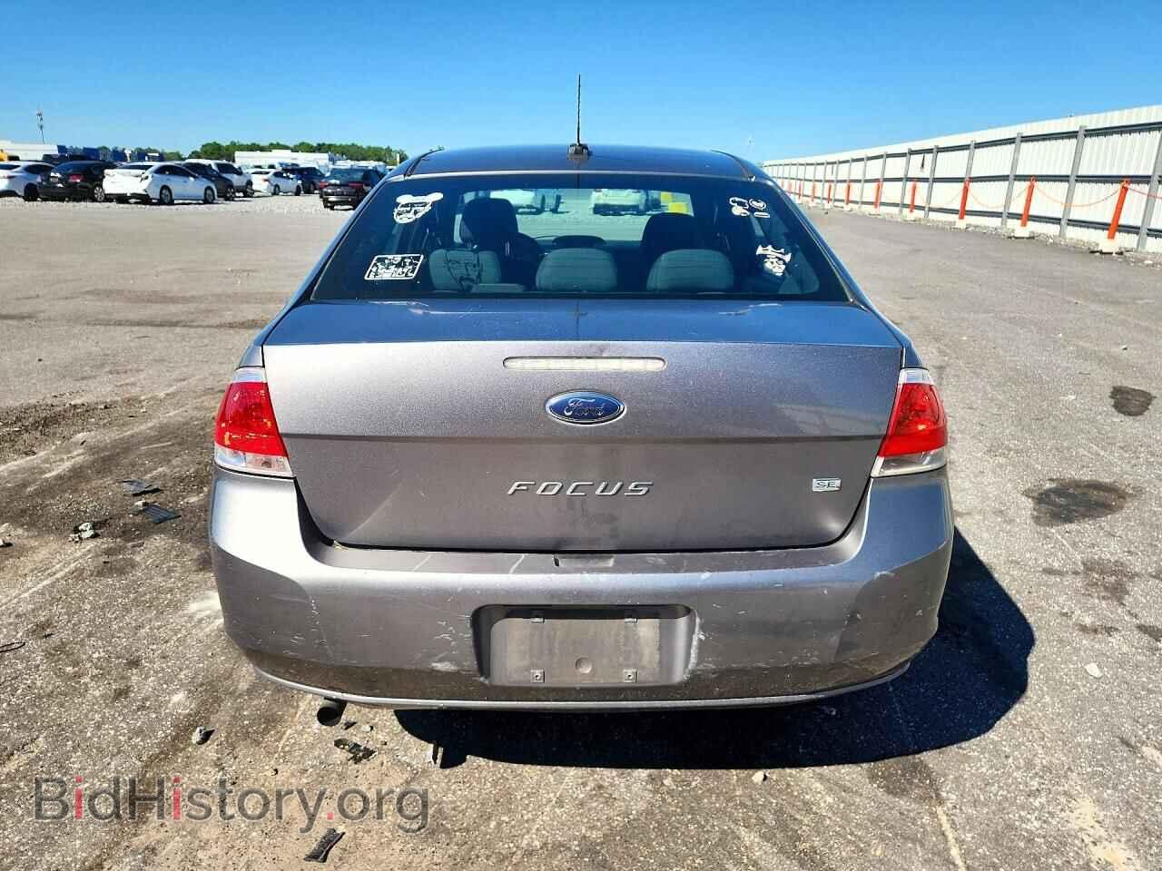 2010 Ford FOCUS (VIN 1FAHP3FN0AW201517) — photo 6 of 12