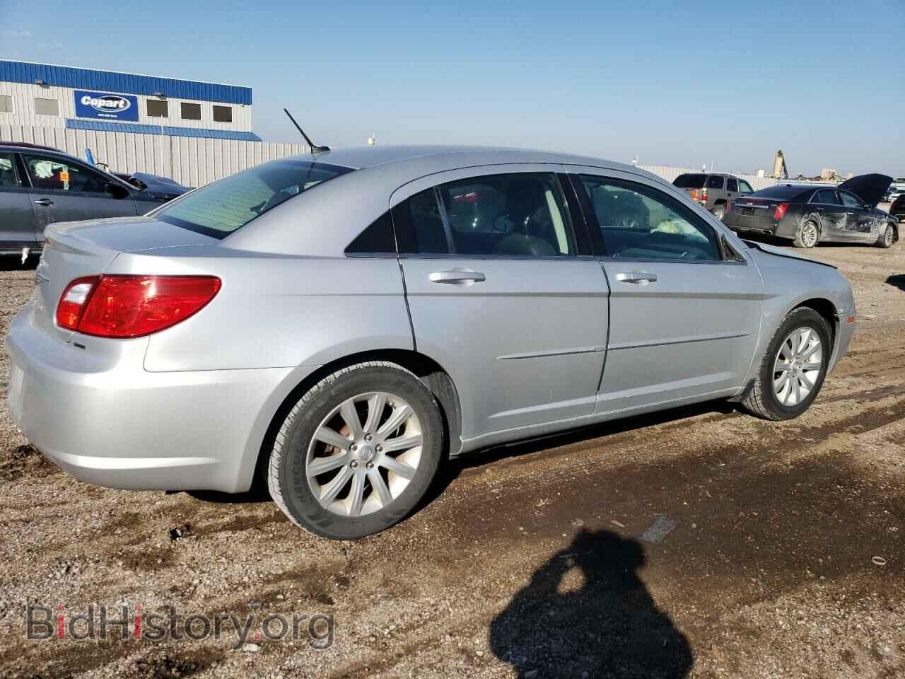 2010 CHRYSLER SEBRING - VIN: 1C3CC5FB1AN147334 - Фото 3