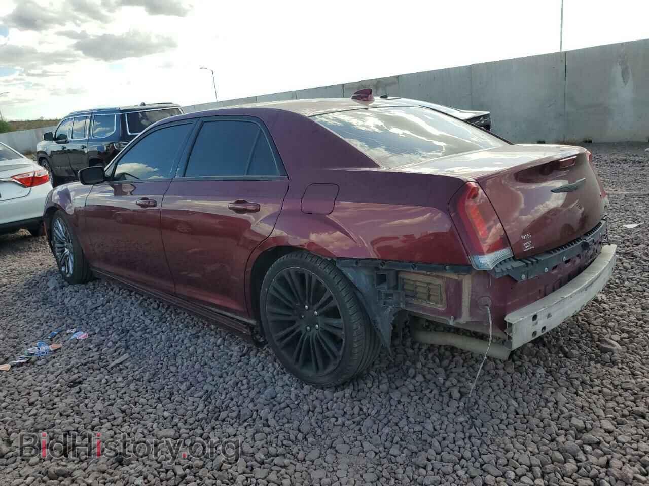 2018 CHRYSLER 300 - VIN: 2C3CCAAG9JH304306 - Фото 2