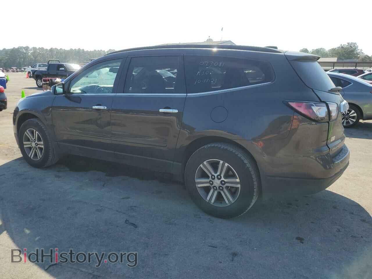 2017 CHEVROLET TRAVERSE - VIN: 1GNKRHKD4HJ315832 - Фото 2