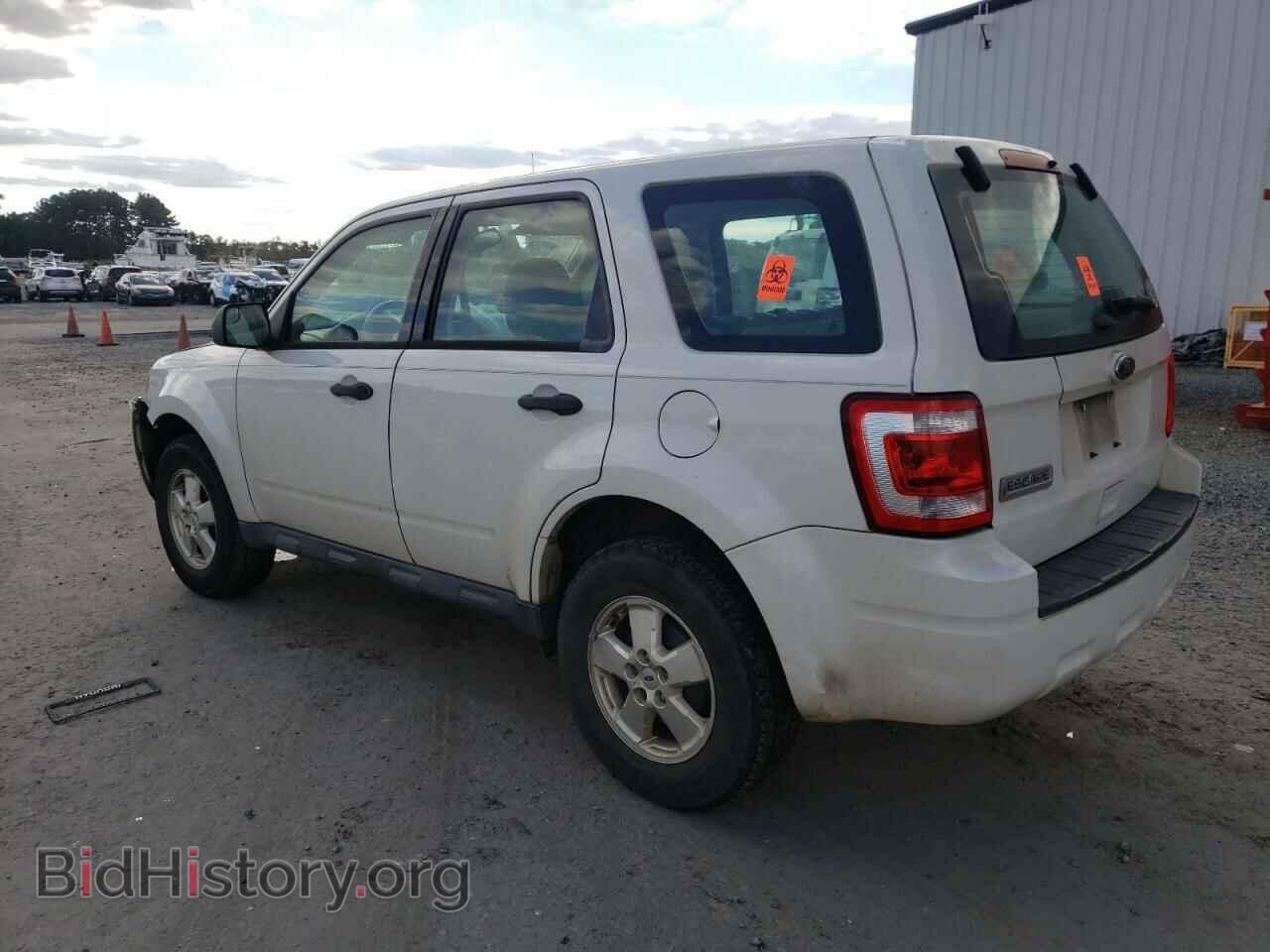 2012 FORD ESCAPE - VIN: 1FMCU0C76CKB19055 - Фото 2