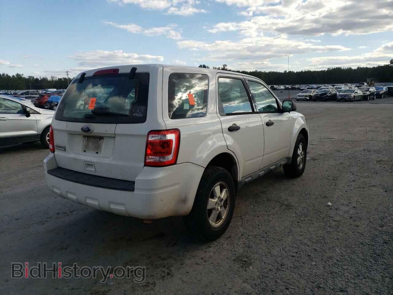 2012 FORD ESCAPE - VIN: 1FMCU0C76CKB19055 - Фото 3