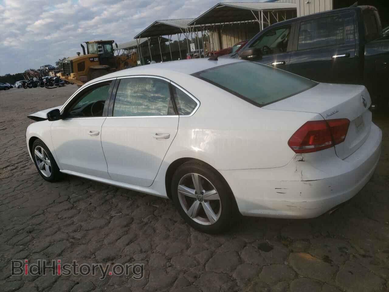 2013 VOLKSWAGEN PASSAT - VIN: 1VWBP7A35DC044339 - Фото 2
