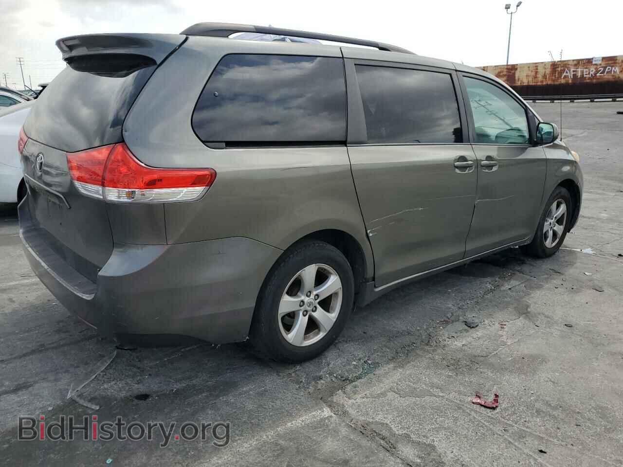 2012 TOYOTA SIENNA - VIN: 5TDKA3DC2CS012941 - Фото 3
