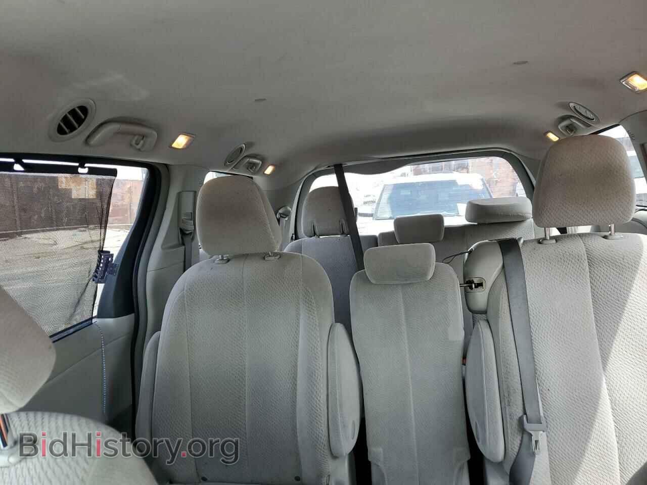 2012 TOYOTA SIENNA - VIN: 5TDKA3DC2CS012941 - Фото 10