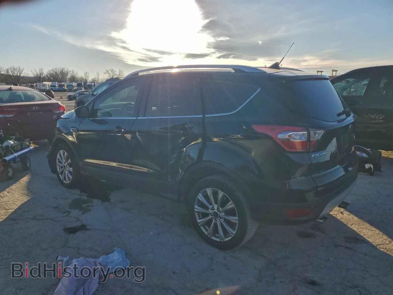 2018 FORD ESCAPE - VIN: 1FMCU0J96JUC62500 - Фото 2