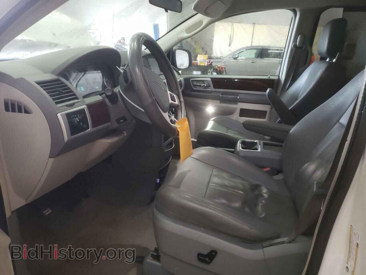 2010 CHRYSLER MINIVAN - VIN: 2A4RR5D12AR260625 - Фото 7
