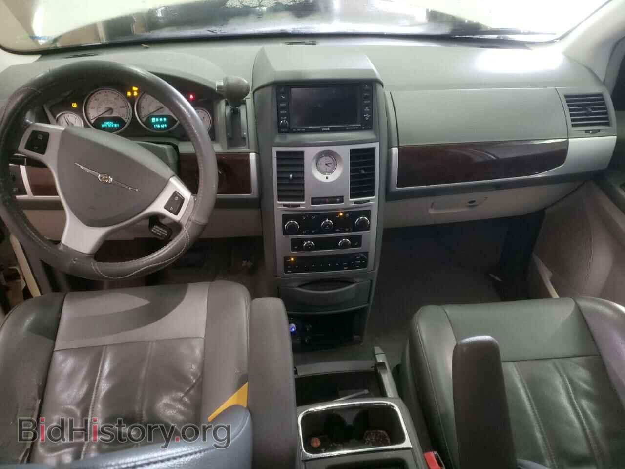 2010 CHRYSLER MINIVAN - VIN: 2A4RR5D12AR260625 - Фото 8