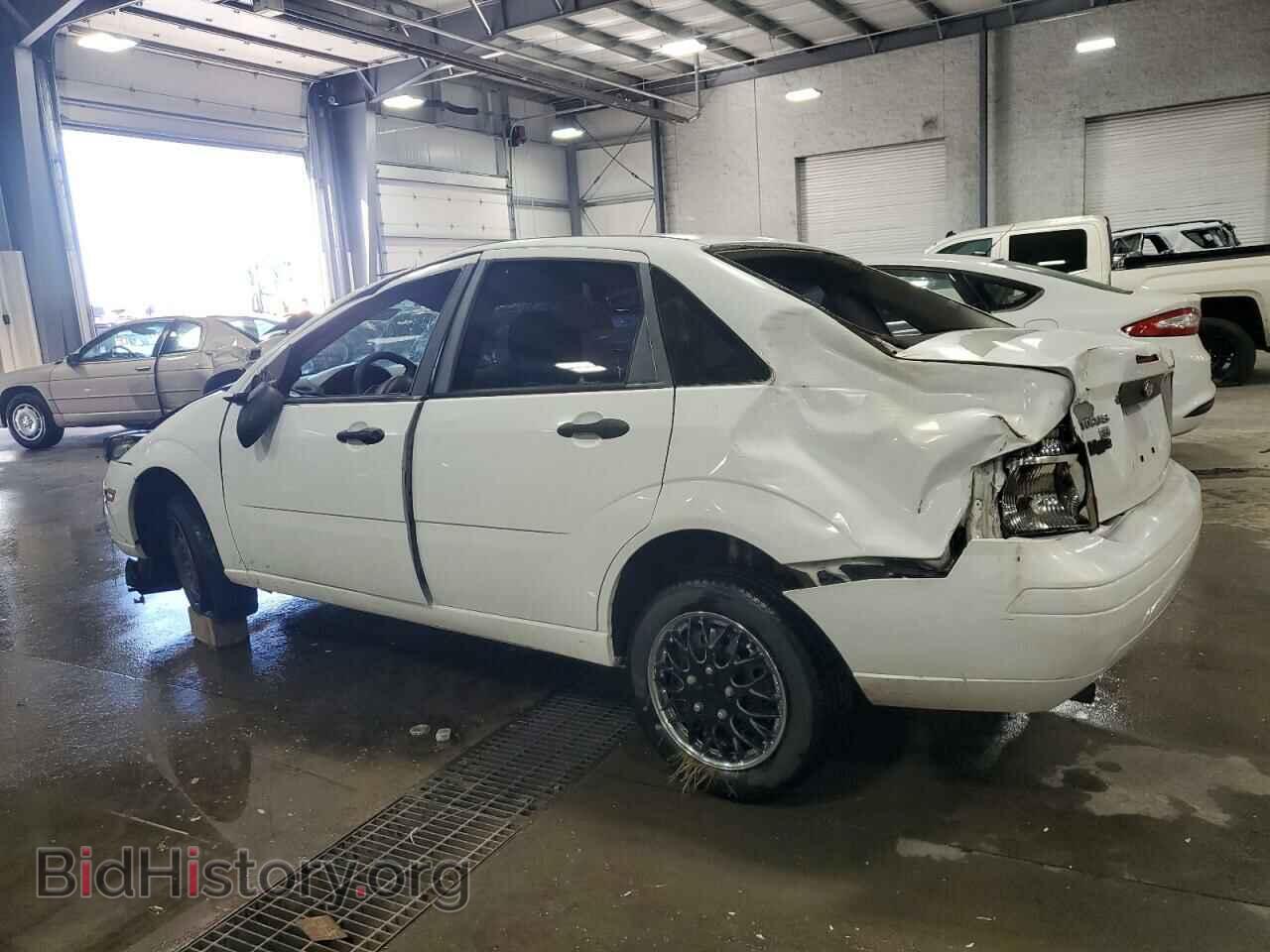 2007 FORD FOCUS - VIN: 1FAFP34N57W332042 - Фото 2