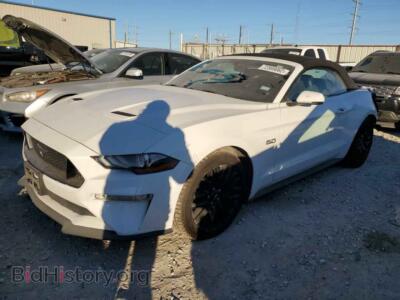 2018 Ford MUSTANG Mustang GT, белый — VIN 1FATP8FF7J5177318, Copart