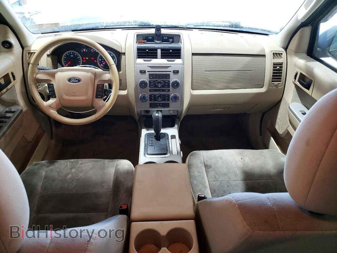 2011 FORD ESCAPE - VIN: 1FMCU9DG0BKB99549 - Photo 8