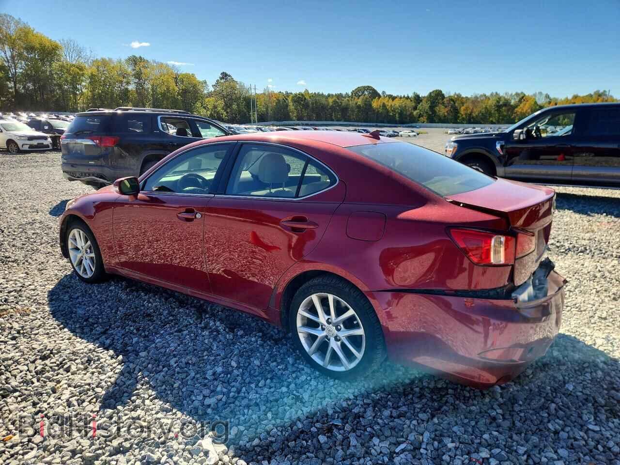 2011 LEXUS IS - VIN: JTHCE5C24B5001214 - Photo 2