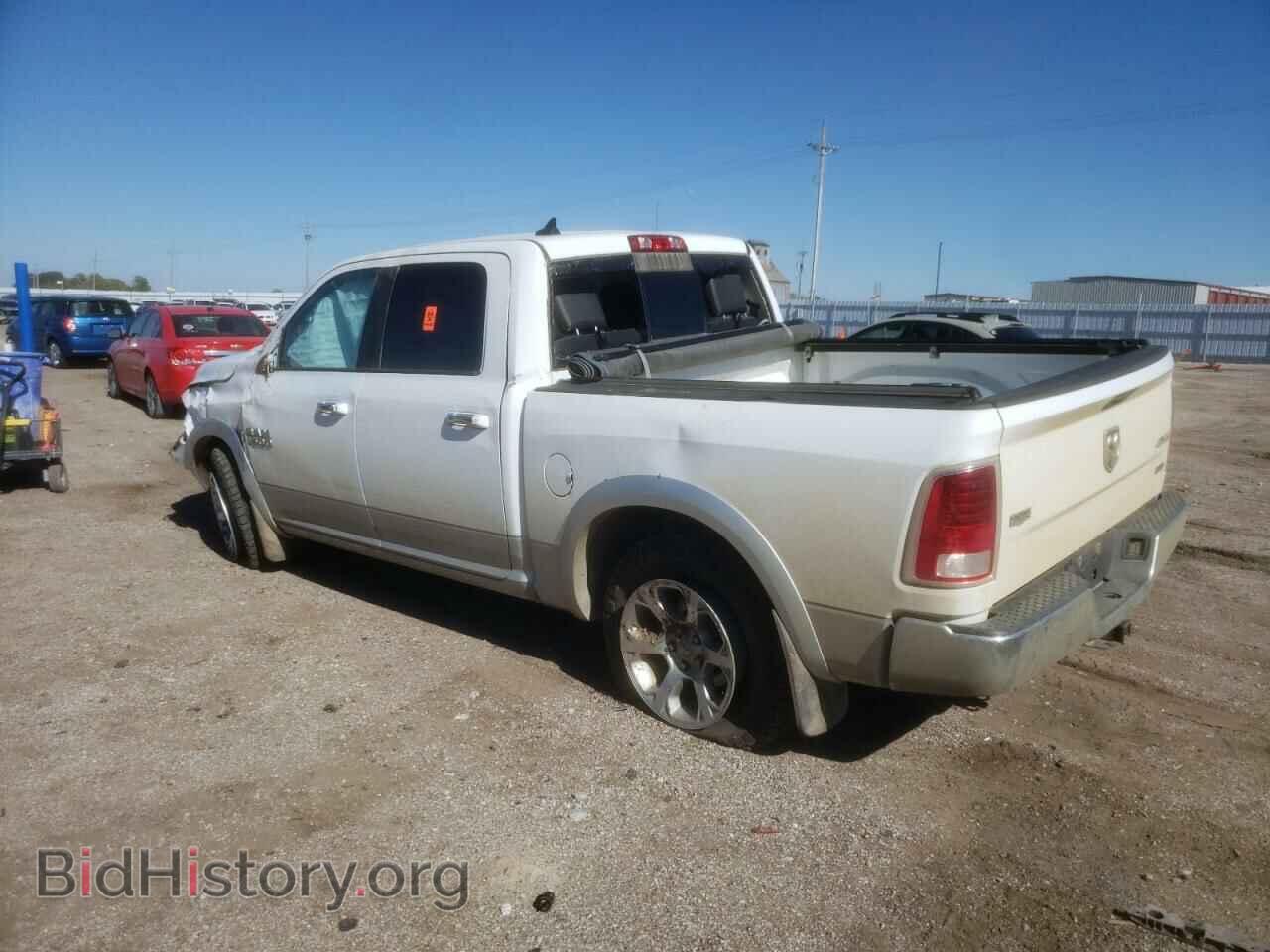 2015 RAM 1500 - VIN: 1C6RR7NG1FS657728 - Фото 2