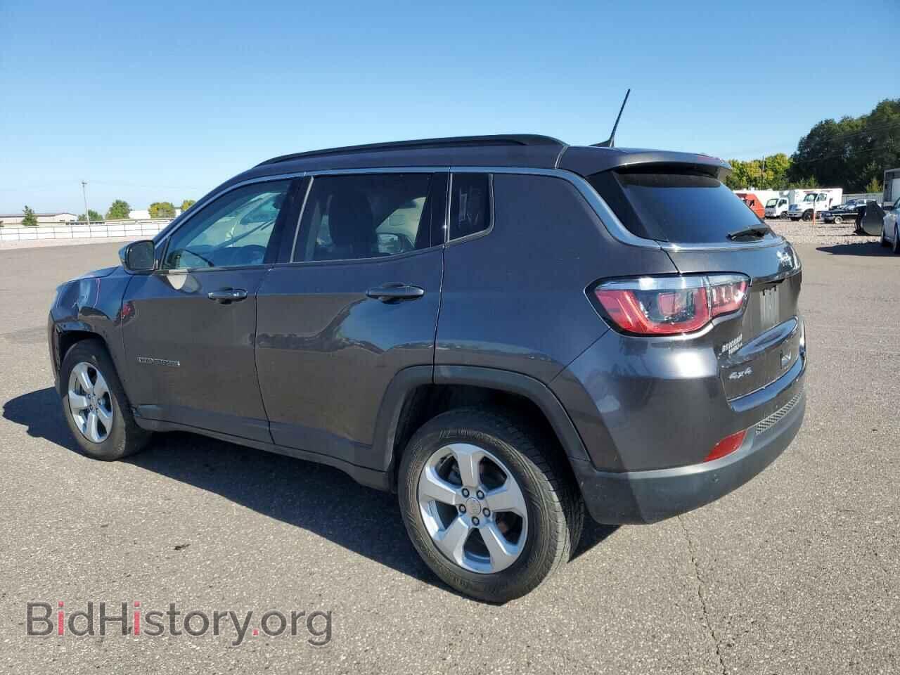 2018 JEEP COMPASS - VIN: 3C4NJDBB7JT333096 - Photo 2