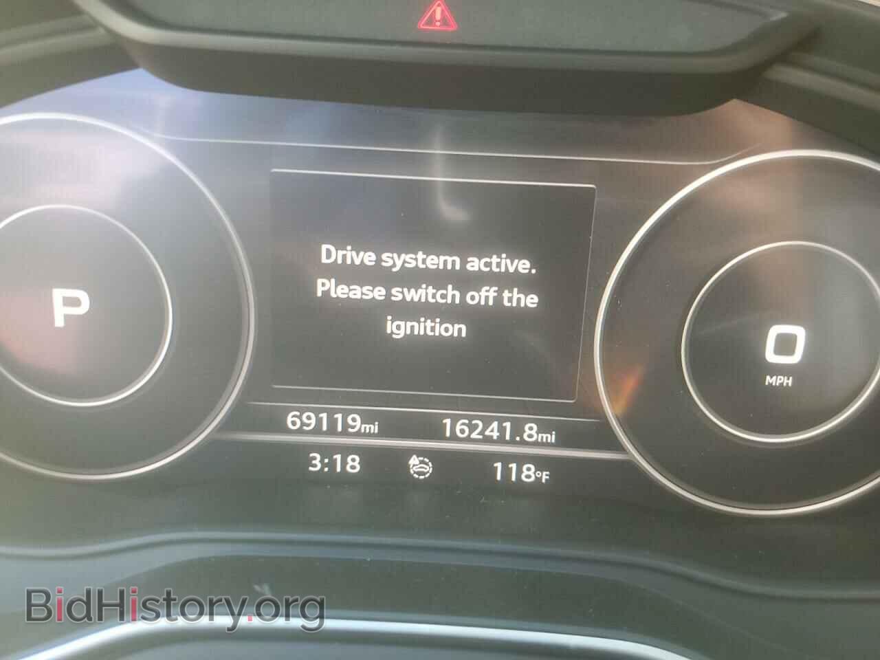 2018 AUDI A4 - VIN: WAUKMAF48JA221660 - Фото 9