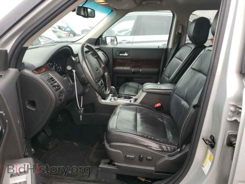 2011 Ford FLEX (VIN 2FMGK5CC6BBD30217) — фото 7 из 13