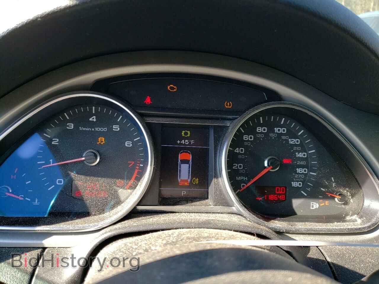 2010 AUDI Q7 - VIN: WA1LYAFE0AD001572 - Фото 9