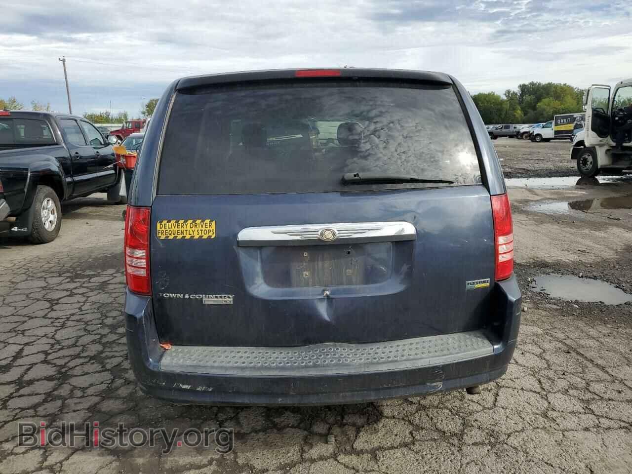 2008 CHRYSLER MINIVAN - VIN: 2A8HR44H58R631983 - Фото 6