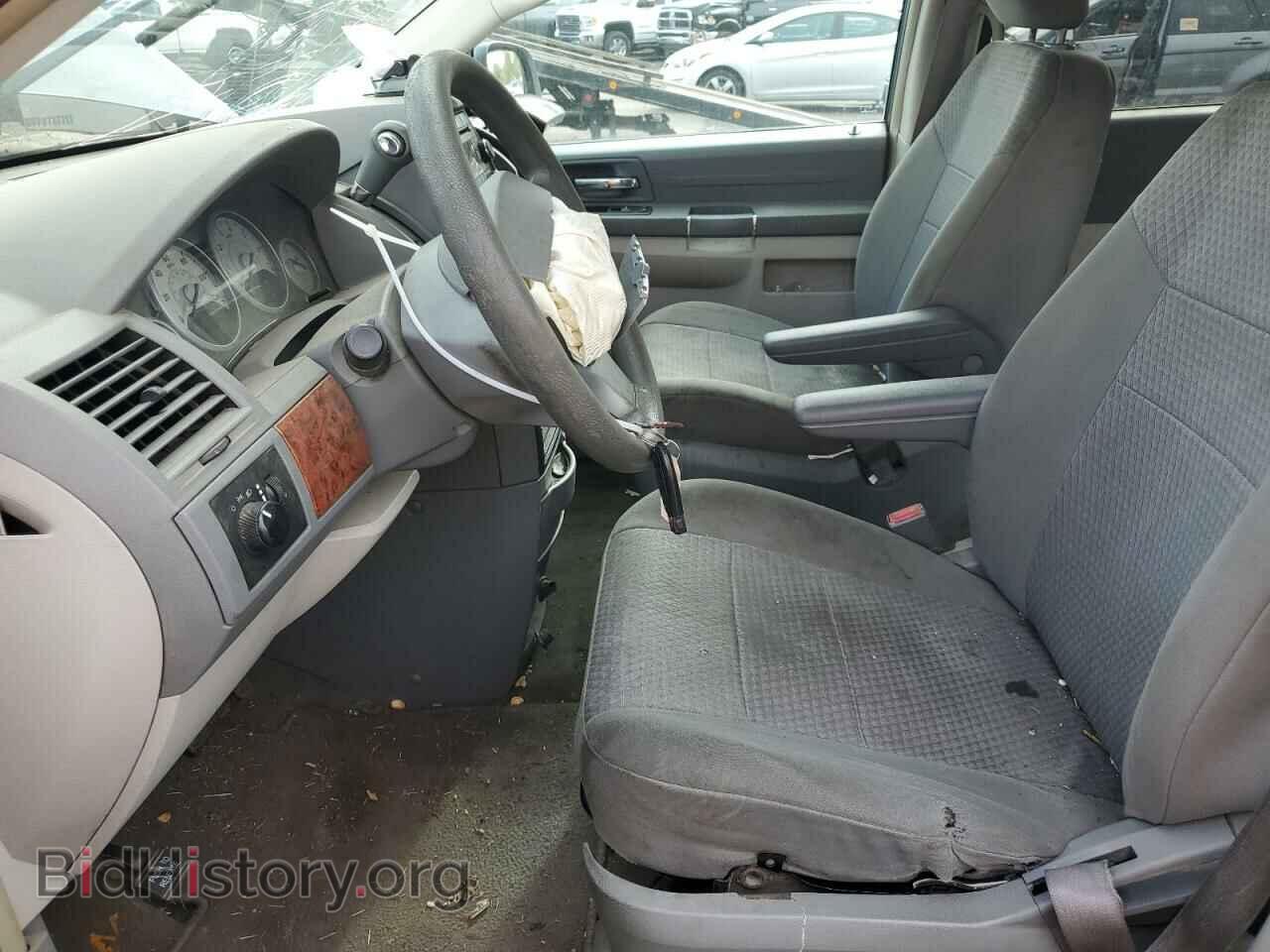2008 CHRYSLER MINIVAN - VIN: 2A8HR44H58R631983 - Фото 7