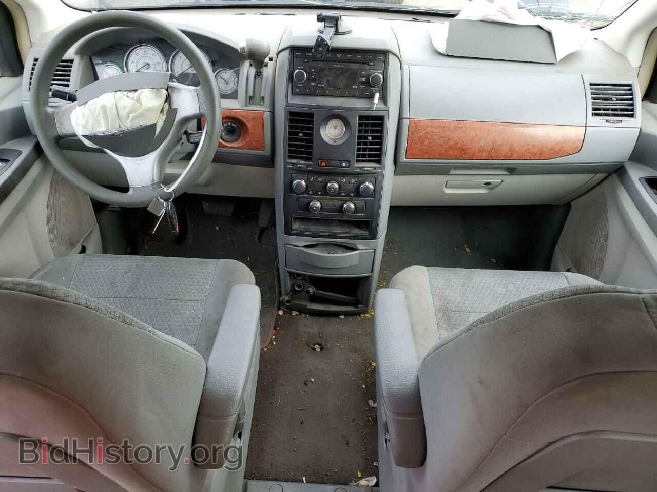 2008 CHRYSLER MINIVAN - VIN: 2A8HR44H58R631983 - Фото 8