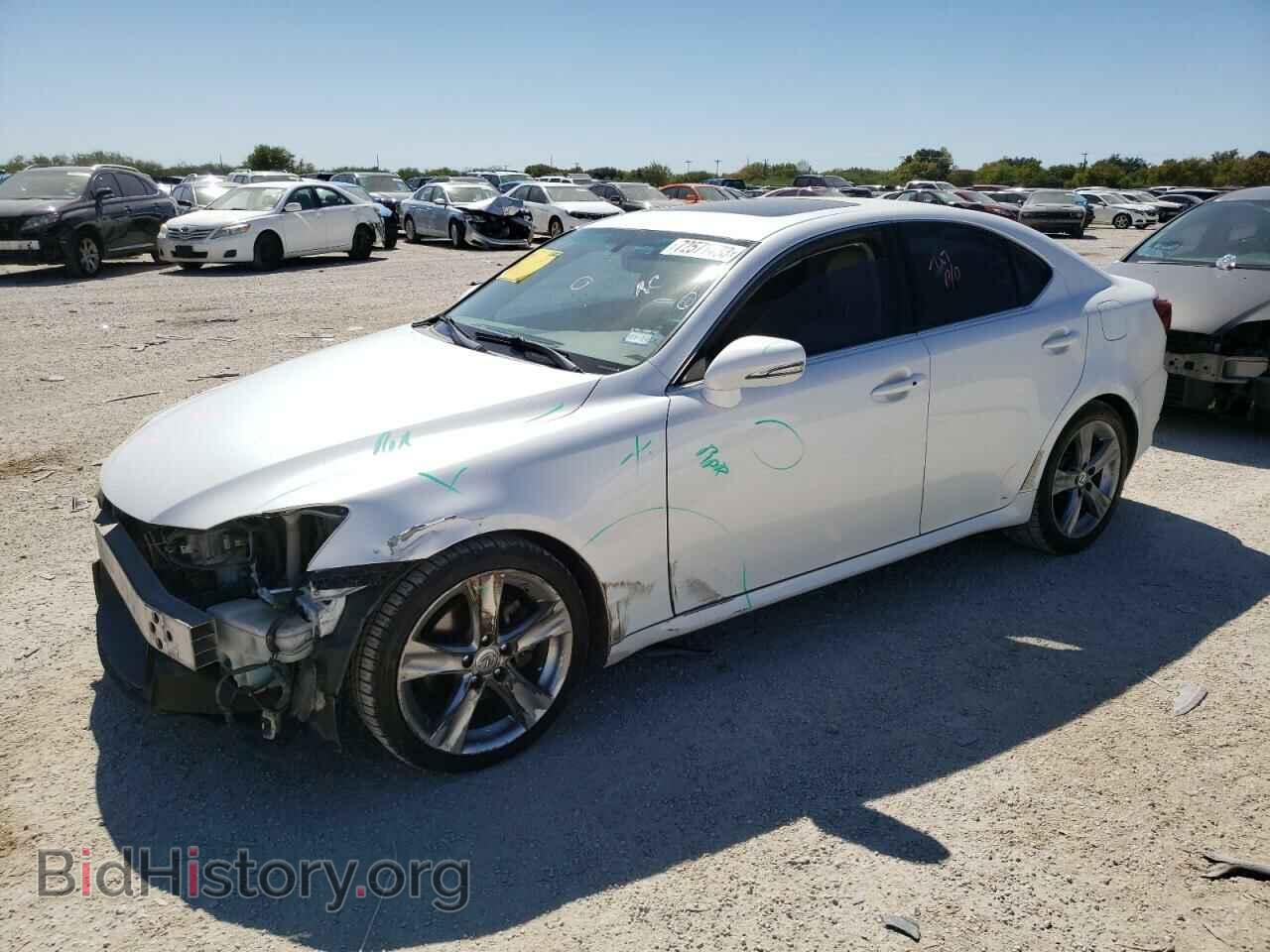 Photo JTHBF5C23B5145104 - LEXUS IS 2011