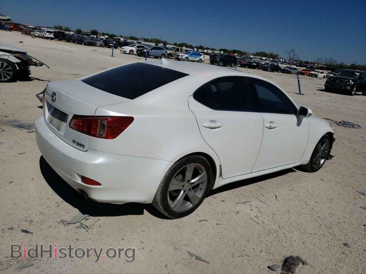 2011 LEXUS IS - VIN: JTHBF5C23B5145104 - Фото 3