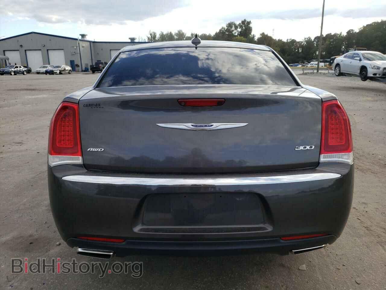 2019 CHRYSLER 300 - VIN: 2C3CCAKG2KH534351 - Фото 6
