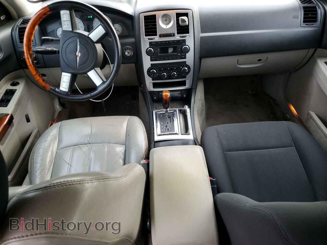 2006 CHRYSLER 300 - VIN: 2C3KA63H16H104595 - Фото 8