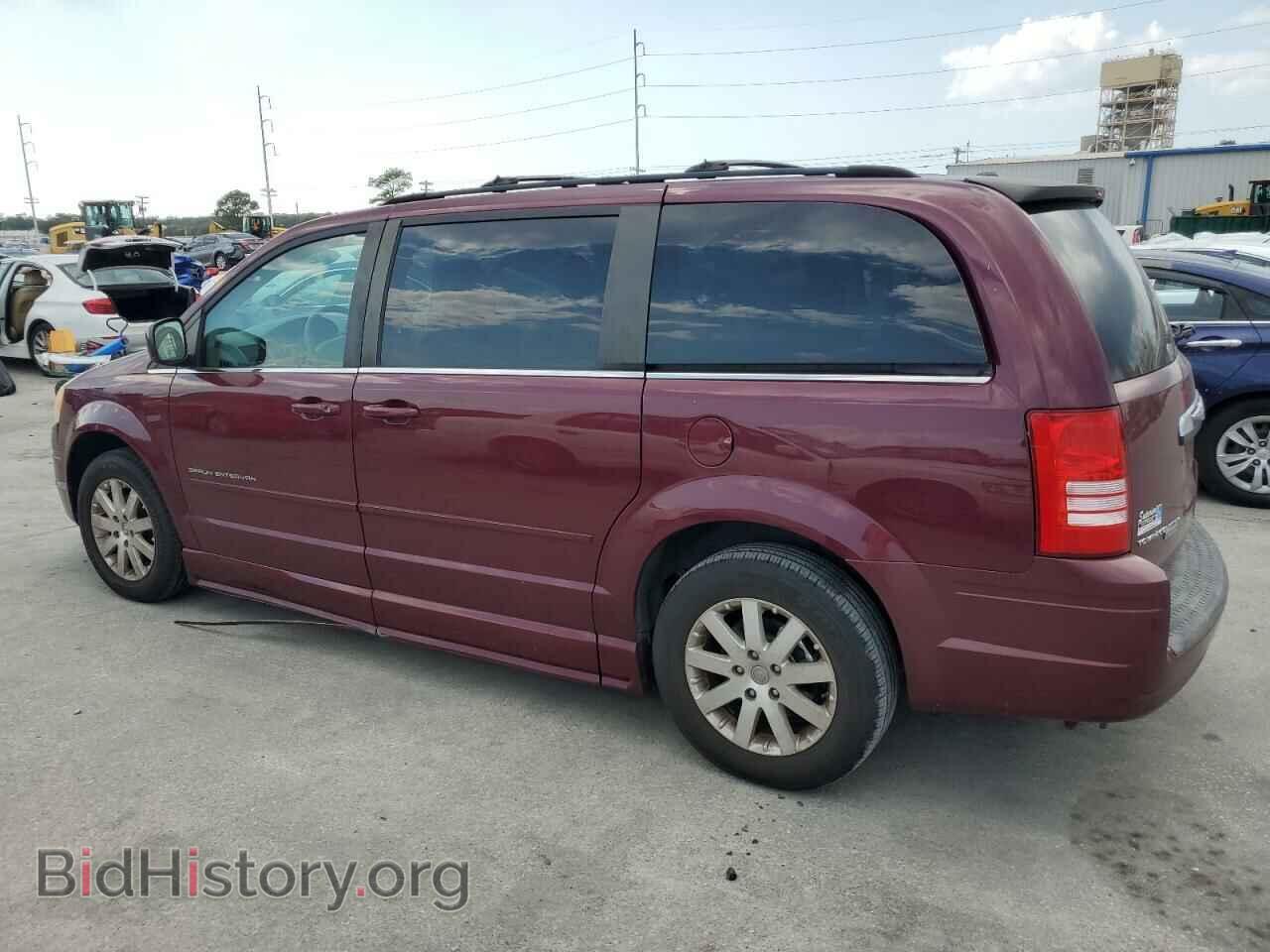 2008 CHRYSLER MINIVAN - VIN: 2A8HR54P58R779516 - Фото 2