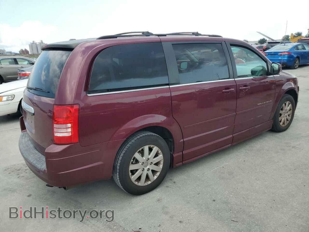 2008 CHRYSLER MINIVAN - VIN: 2A8HR54P58R779516 - Фото 3
