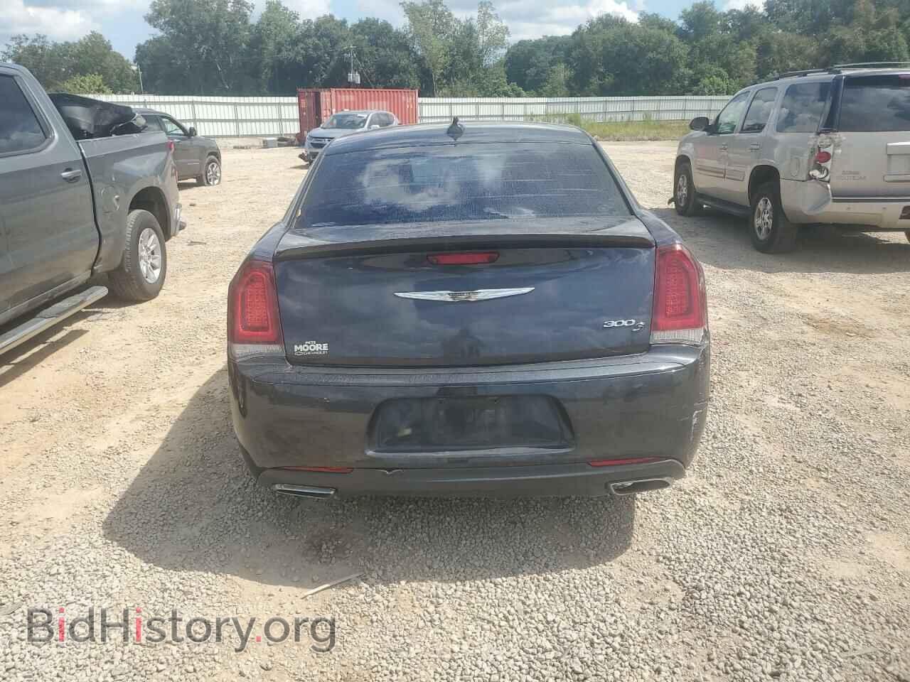 2016 CHRYSLER 300 - VIN: 2C3CCABGXGH238680 - Фото 6