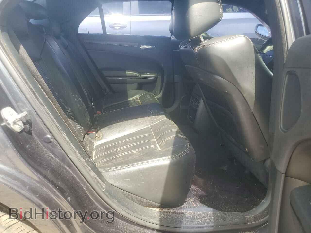 2016 CHRYSLER 300 - VIN: 2C3CCABGXGH238680 - Фото 10