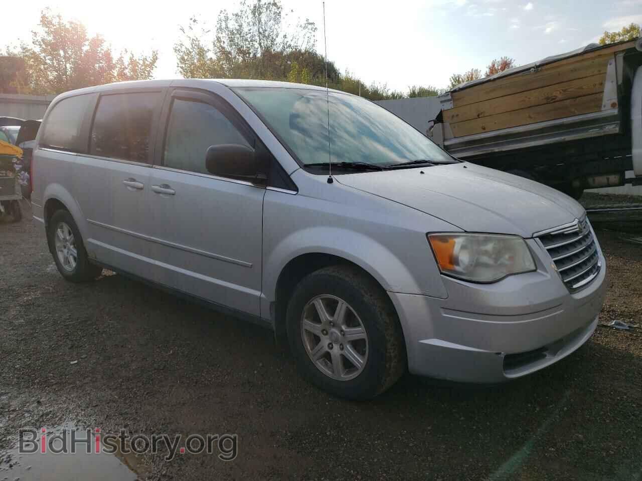 2010 CHRYSLER MINIVAN - VIN: 2A4RR2D12AR391178 - Фото 4