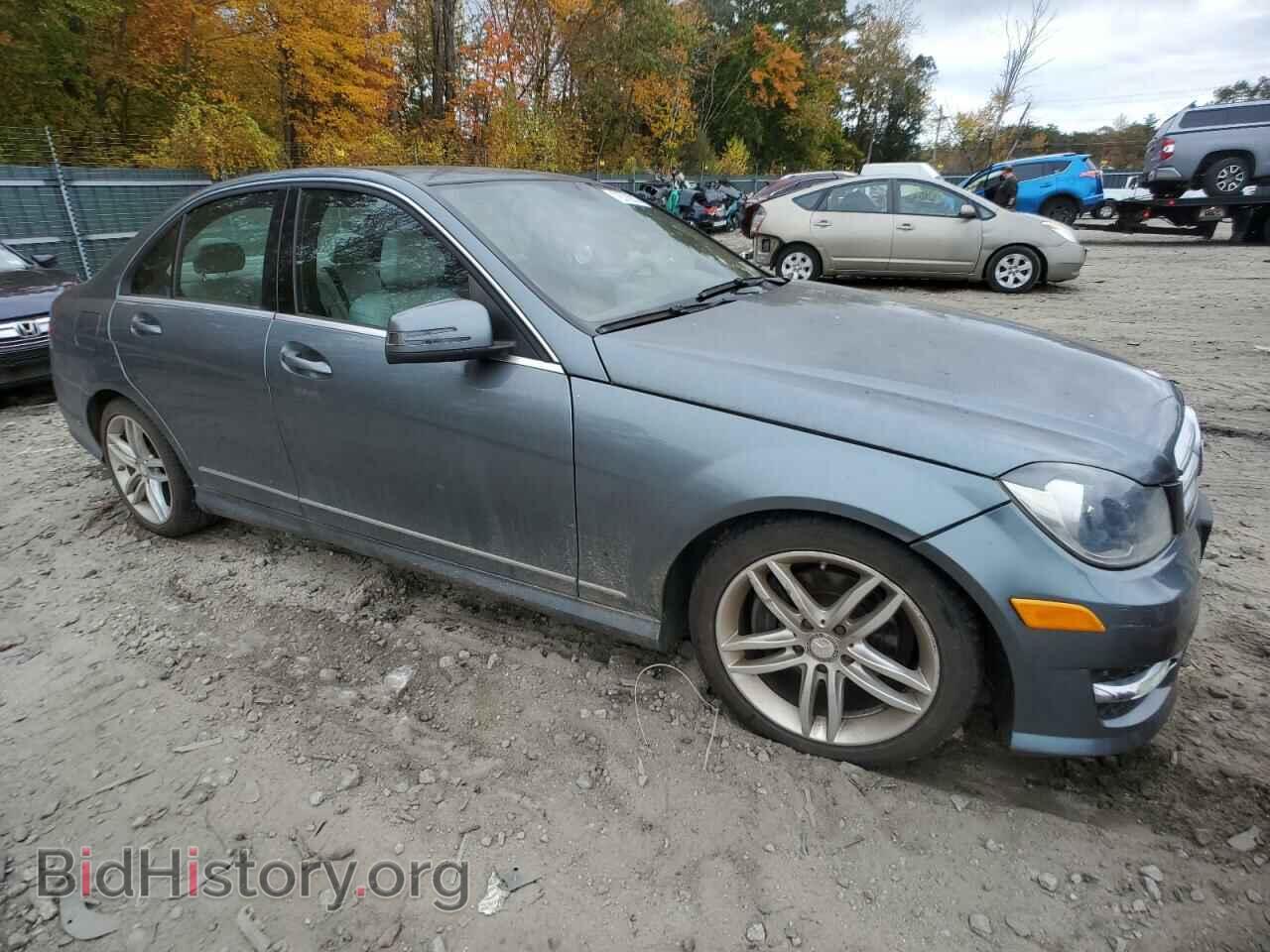 2012 MERCEDES-BENZ C-CLASS - VIN: WDDGF8BB7CA704954 - Фото 4