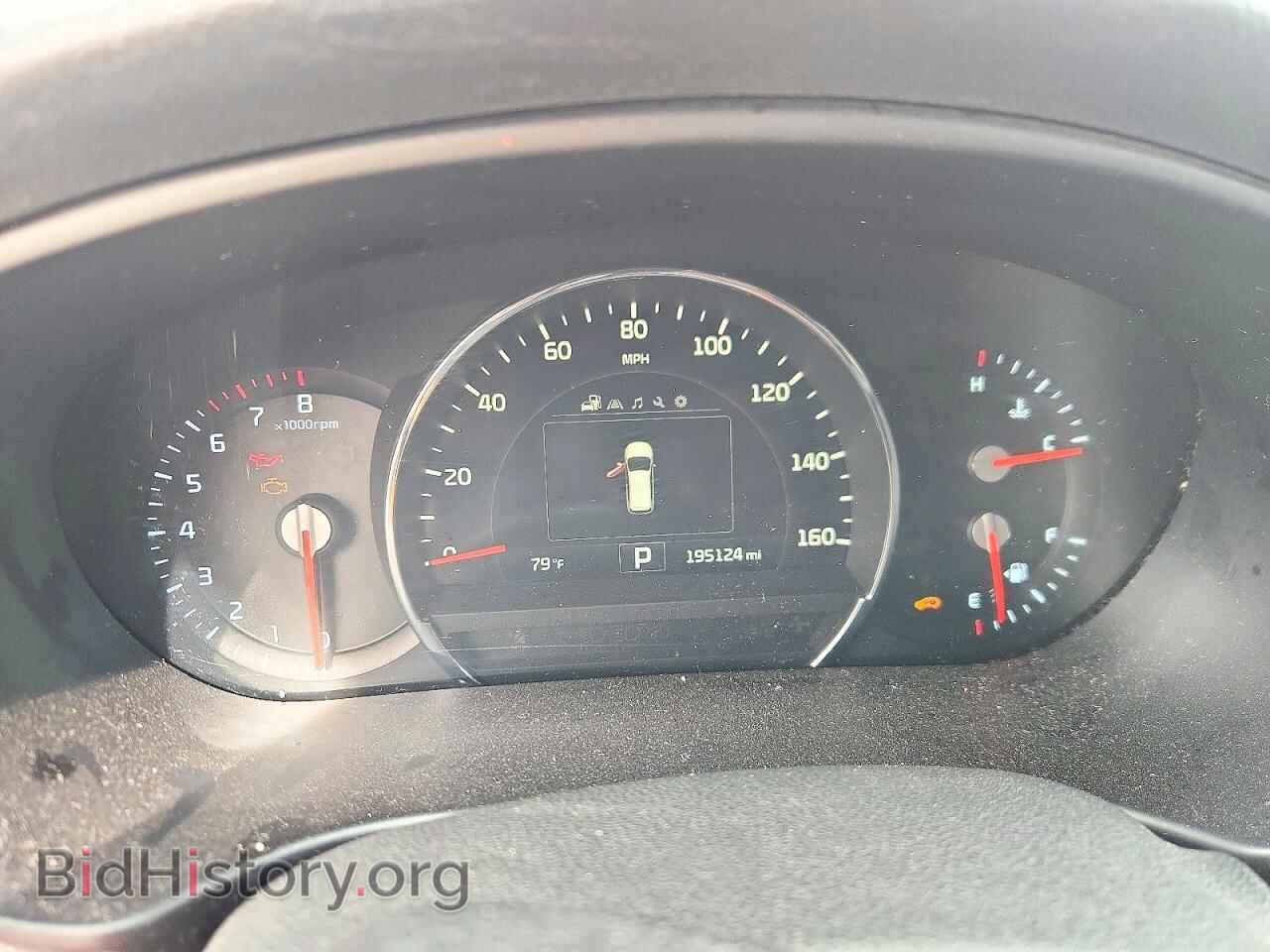 2017 KIA SORENTO - VIN: 5XYPHDA58HG200316 - Photo 9