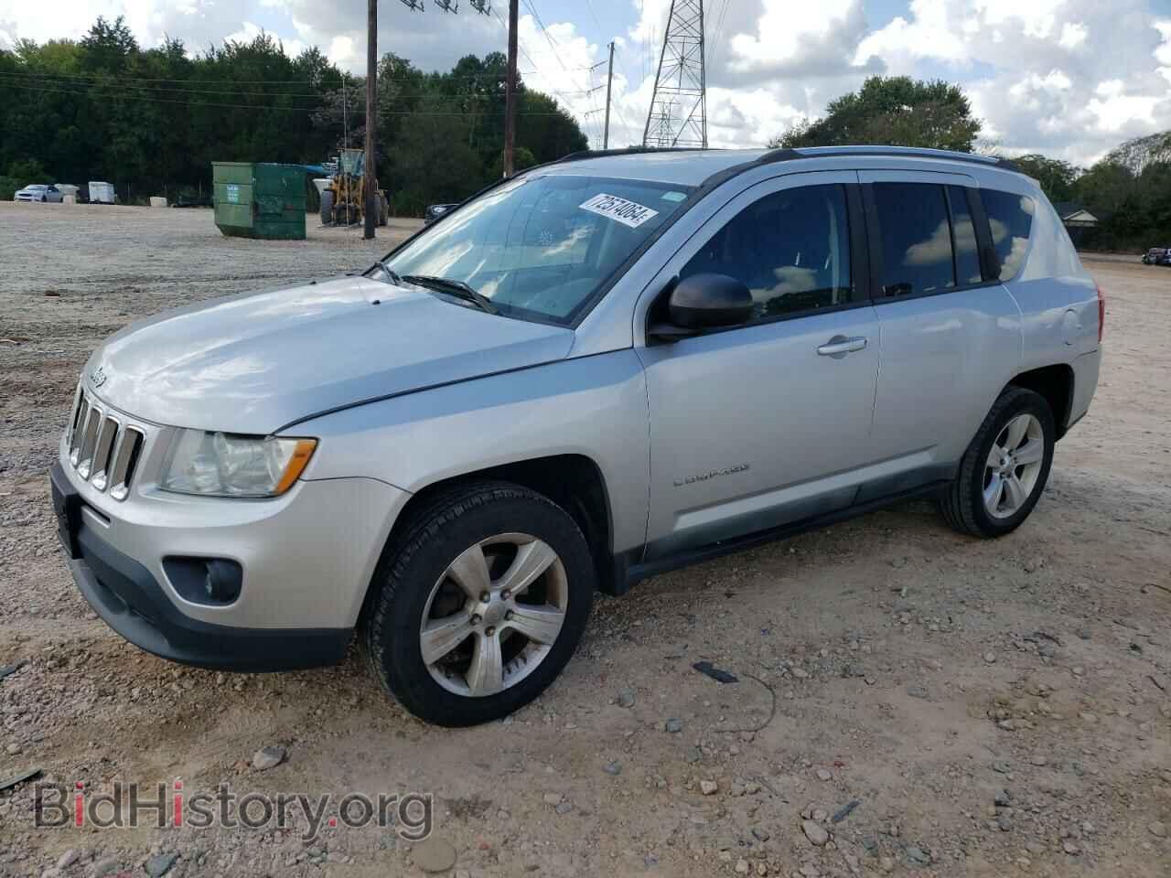 Photo 1J4NT1FB9BD287162 - JEEP COMPASS 2011