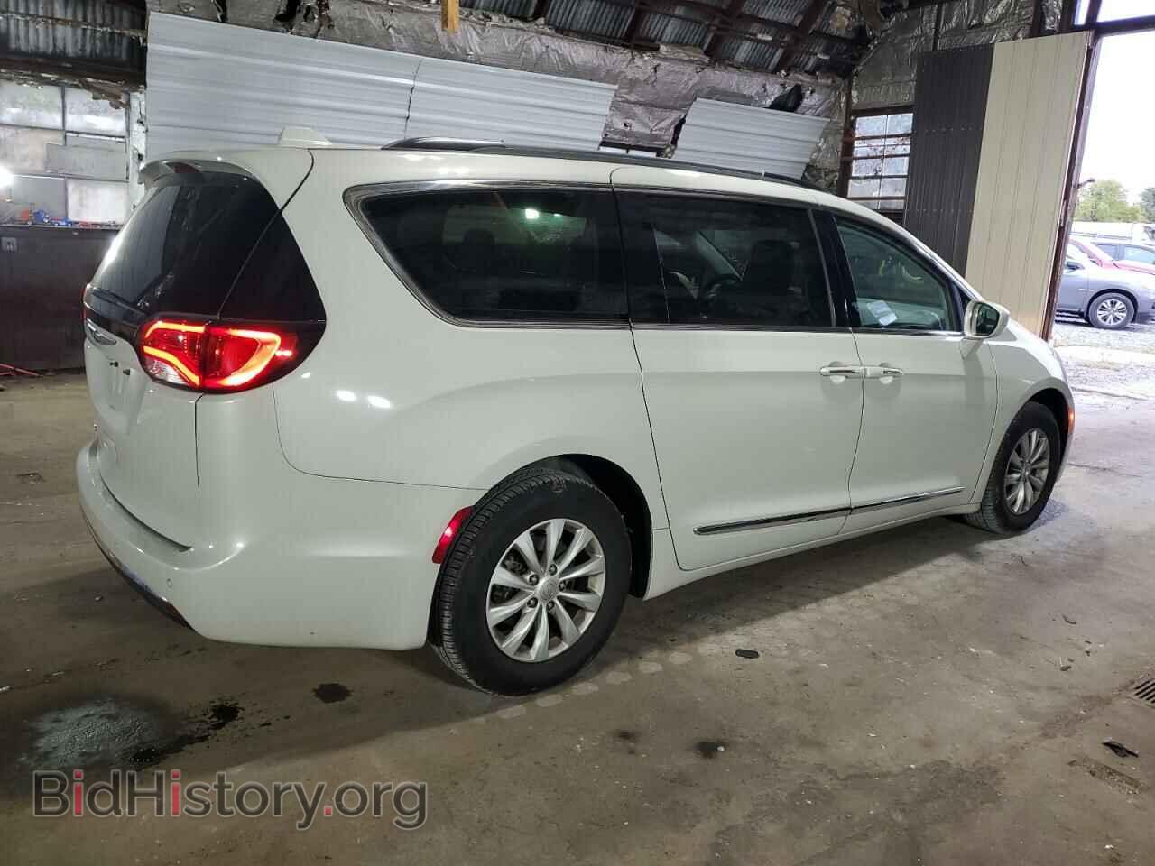 2017 CHRYSLER PACIFICA - VIN: 2C4RC1BG3HR598312 - Фото 3