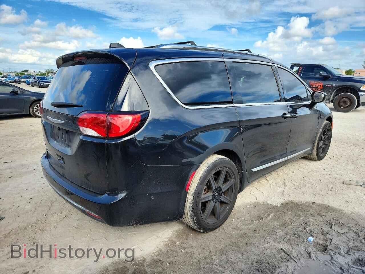 2017 CHRYSLER PACIFICA - VIN: 2C4RC1EG7HR796368 - Photo 3
