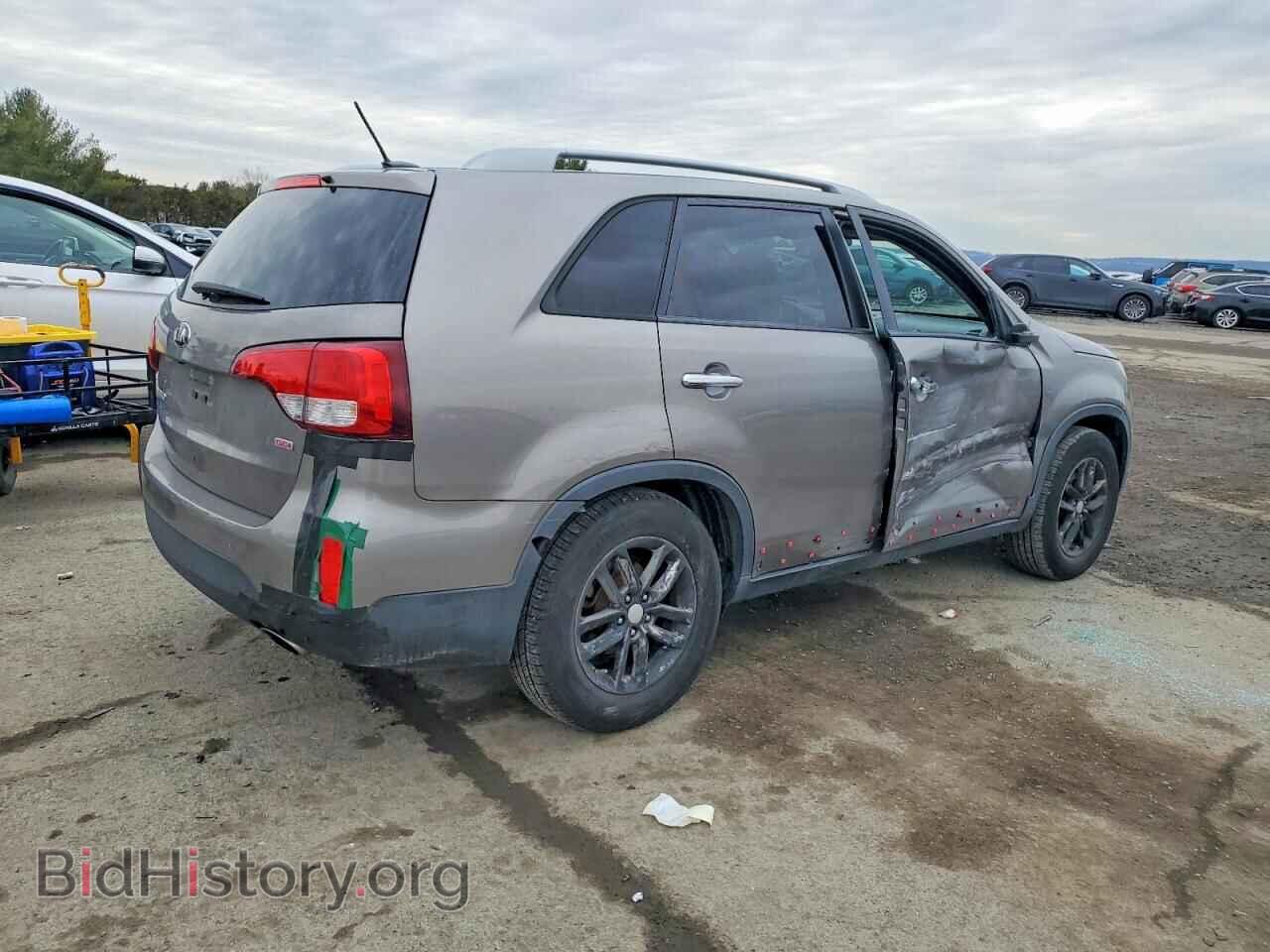 2015 KIA SORENTO - VIN: 5XYKT3A68FG662075 - Фото 3