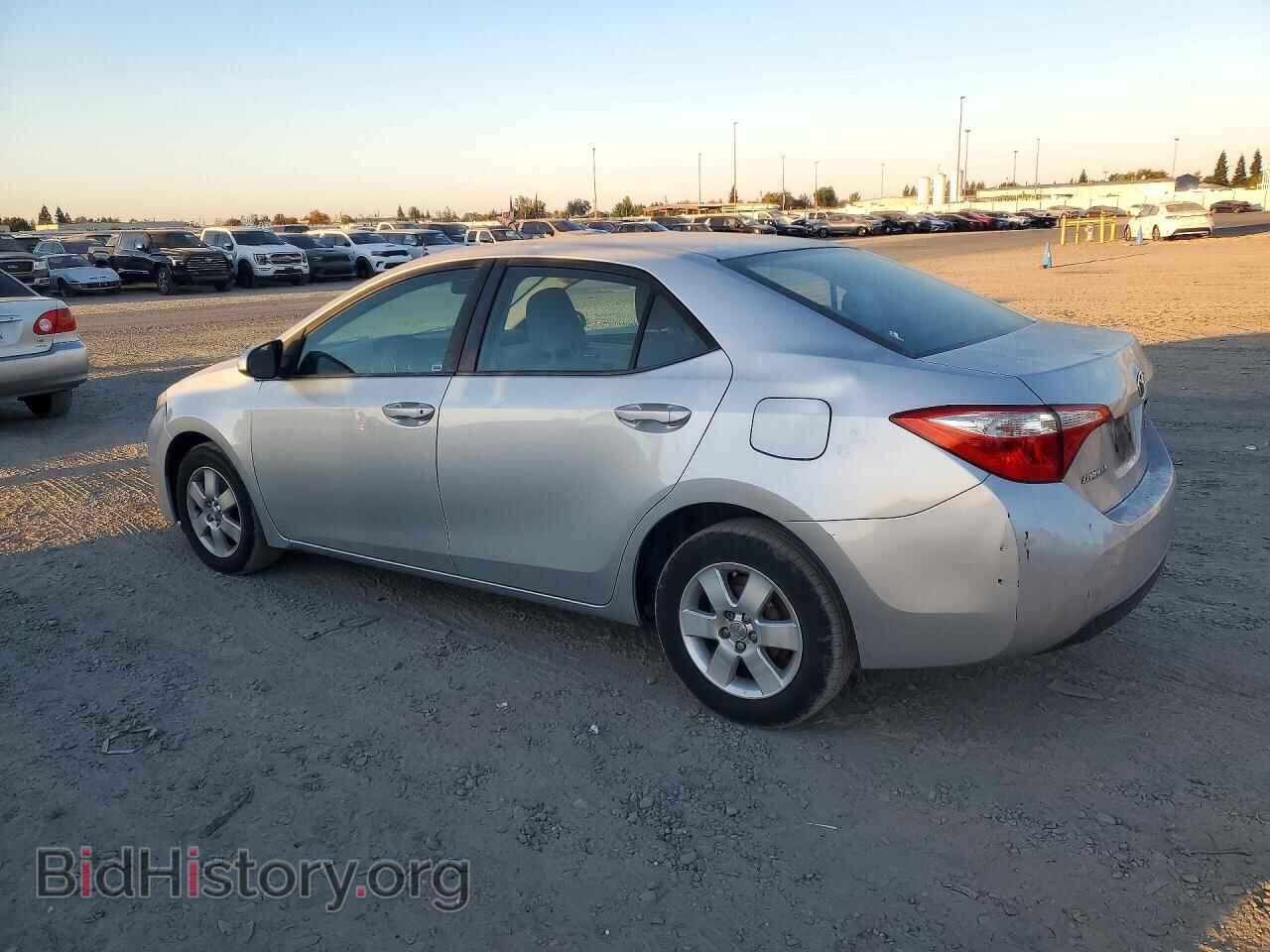2016 TOYOTA COROLLA - VIN: 5YFBURHE8GP549950 - Фото 2