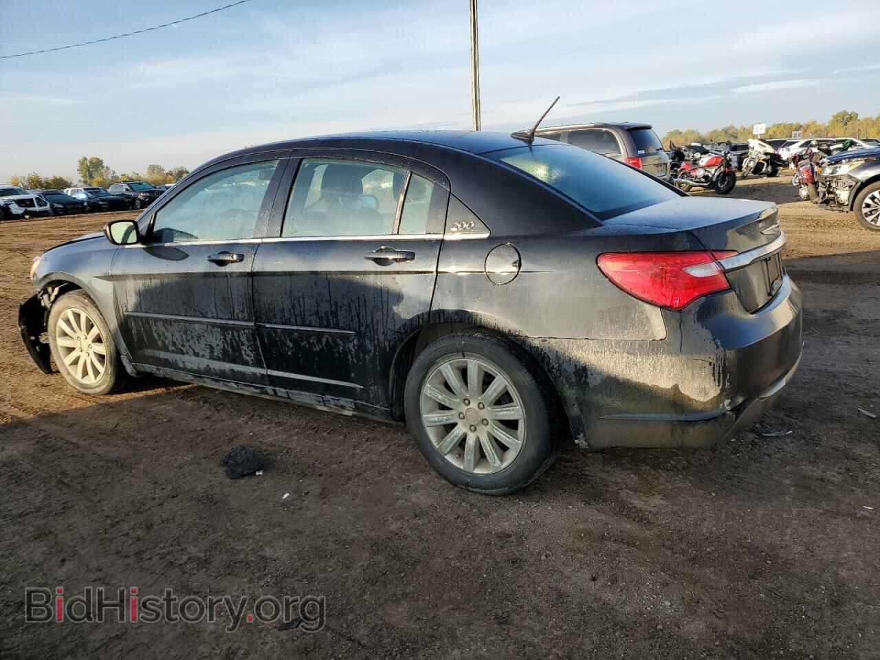 2013 CHRYSLER 200 - VIN: 1C3CCBBB5DN569857 - Фото 2