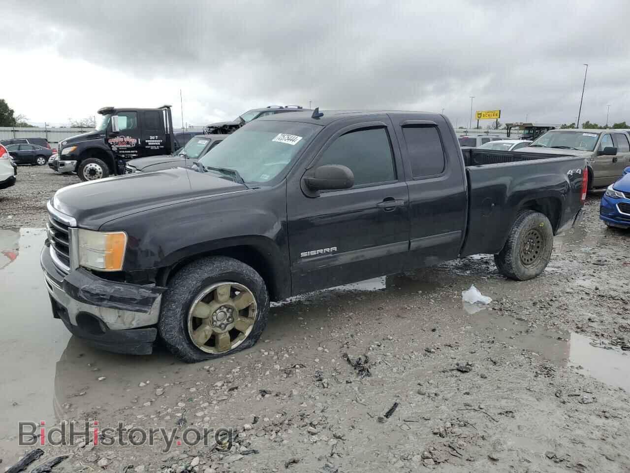 Photo 1GTR2VE35BZ199031 - GMC SIERRA 2011