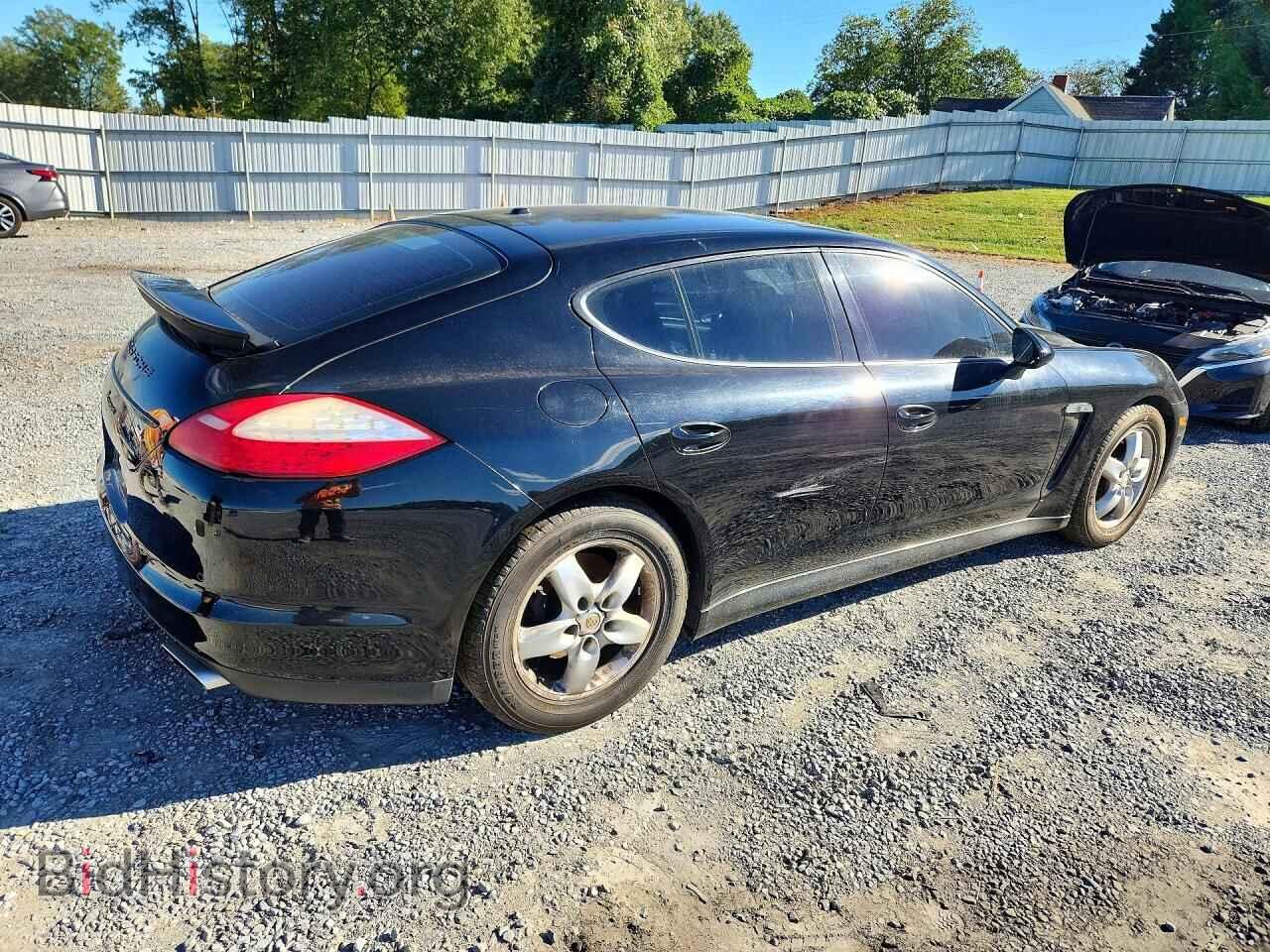 2011 Porsche PANAMERA (VIN WP0AA2A7XBL010772) — photo 3 of 12