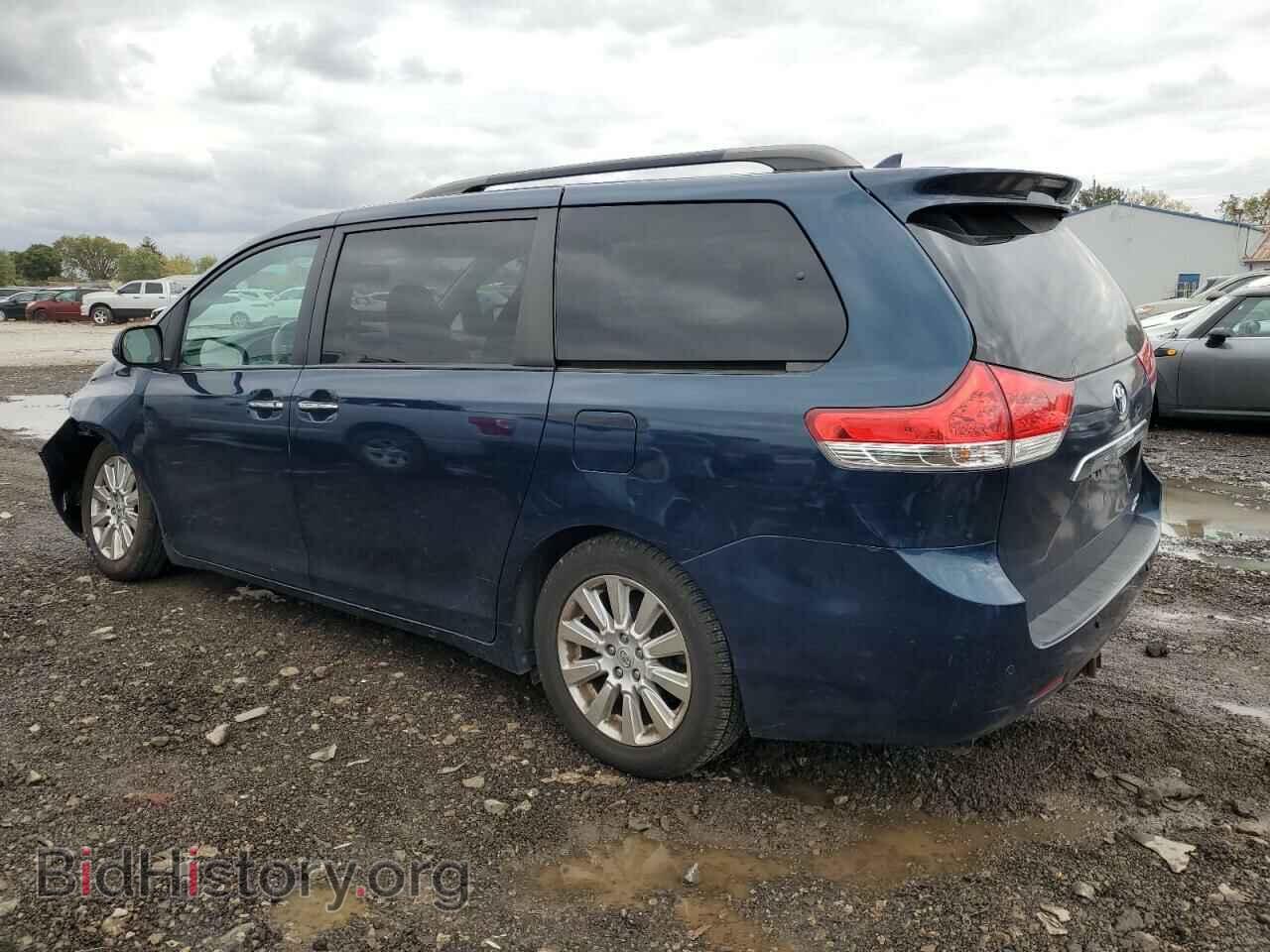 2011 TOYOTA All Models - VIN: 5TDDK3DC0BS020170 - Фото 2