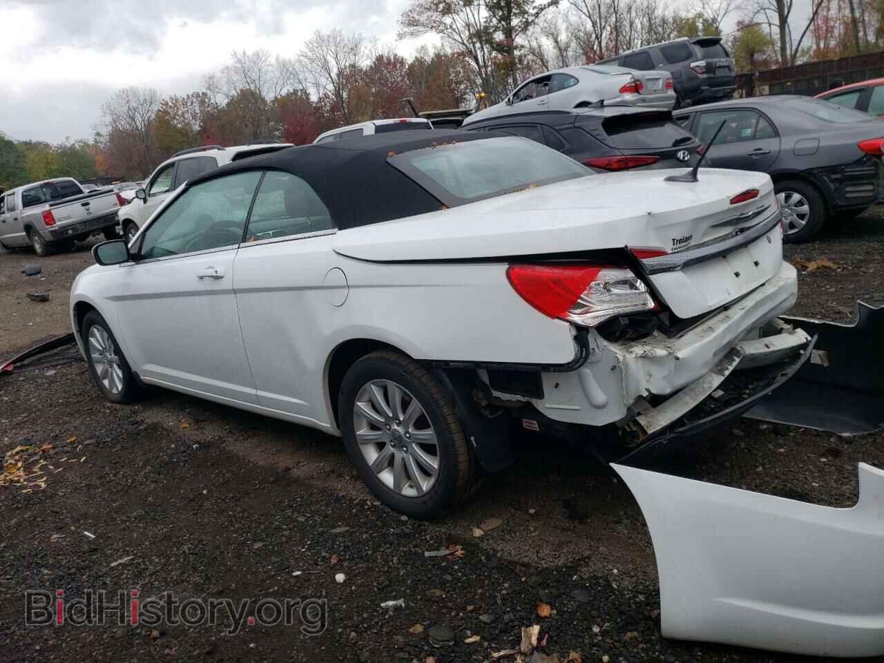2012 CHRYSLER 200 - VIN: 1C3BCBEB8CN214638 - Фото 2