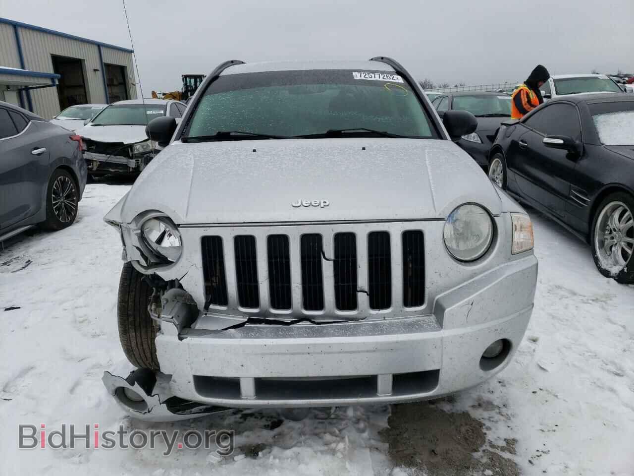 2009 JEEP COMPASS - VIN: 1J4FF47B49D107494 - Photo 5