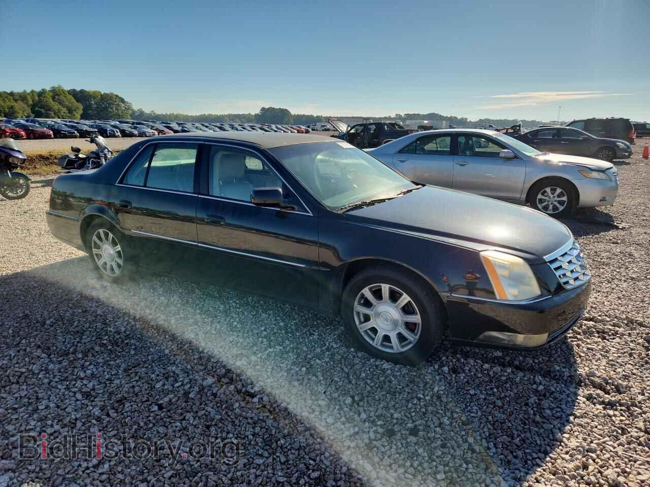 2011 Cadillac DTS (VIN 1G6KA5E64BU115571) — фото 4 из 12