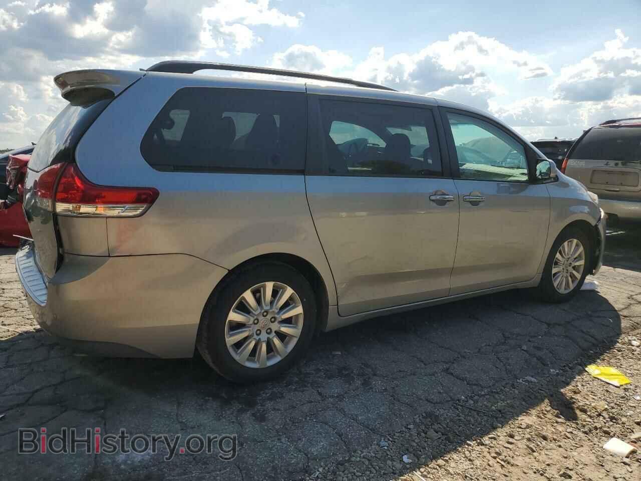 2011 TOYOTA All Models - VIN: 5TDYK3DCXBS173088 - Фото 3