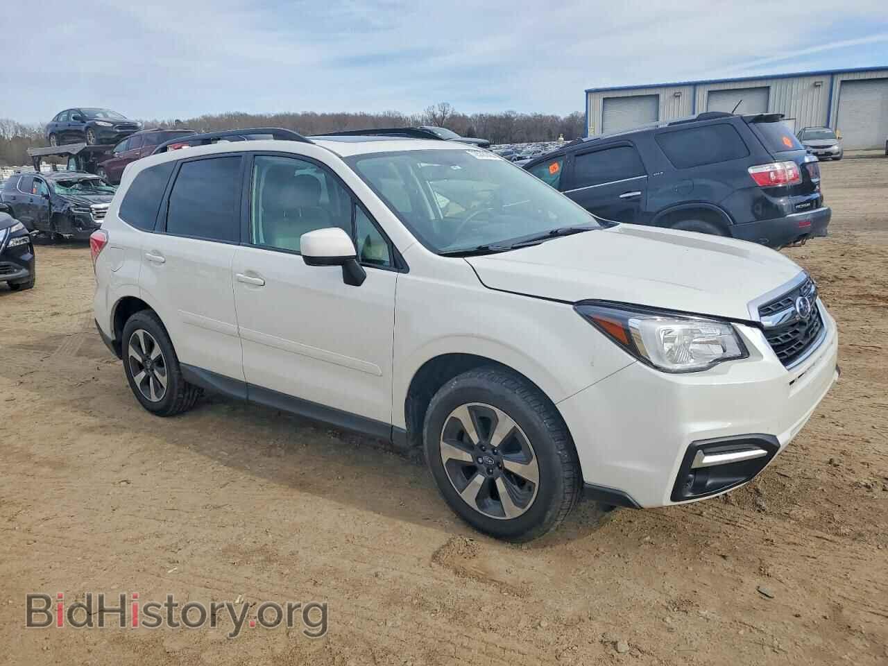 2017 SUBARU FORESTER - VIN: JF2SJAEC1HH435977 - Фото 4